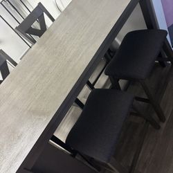 Dining Table (gray)