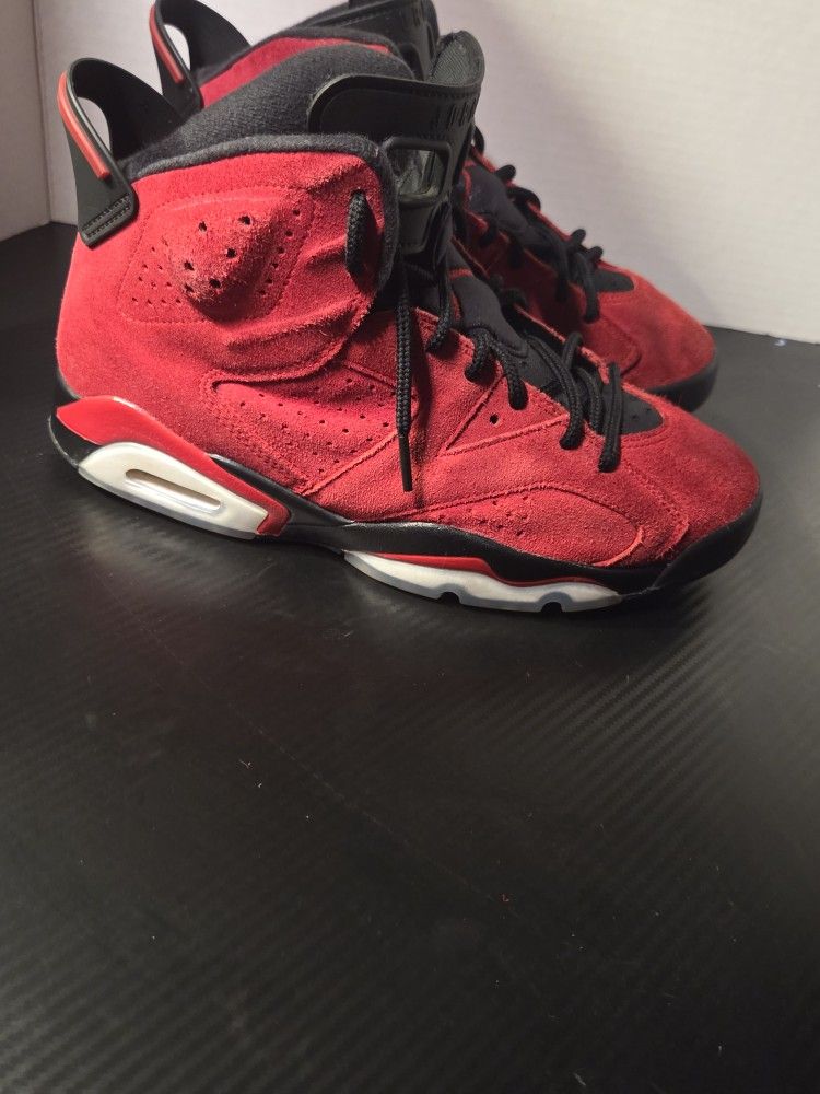 Jordan 6 Retro Toro Bravos 