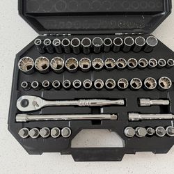 Husky 52 Piece Mechanics Tool Set 1/2” Drive