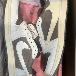 Jordan 1 Travis Scott Reverse Mocha 