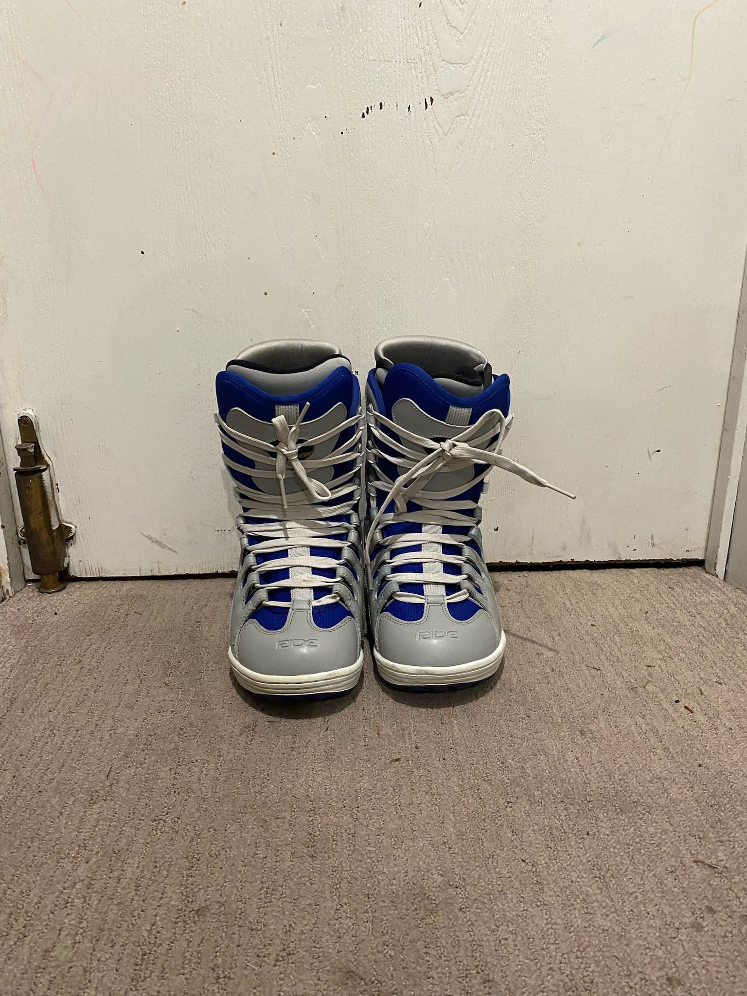 Men’s Snowboard Boots - Size 8