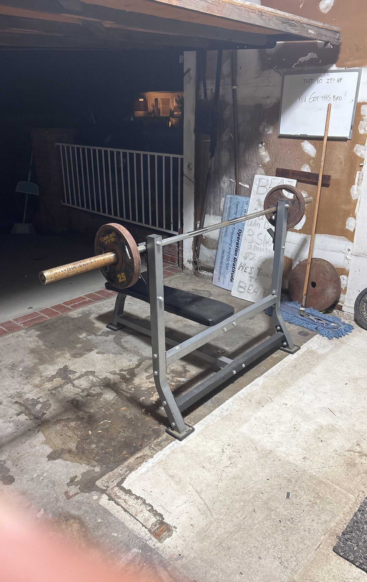 Bench Weights Heavy Bag Dumbells Gloves