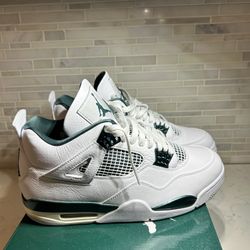 Jordan 4