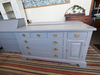 Dresser