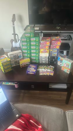 HUGE VINTAGE SPORTS CARD BOX LOT