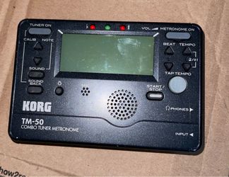KORG TM-50 Combo Instrument Tuner and Metronome TESTED. WORKS.