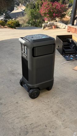 Anker Soundcore projector with spaceflow