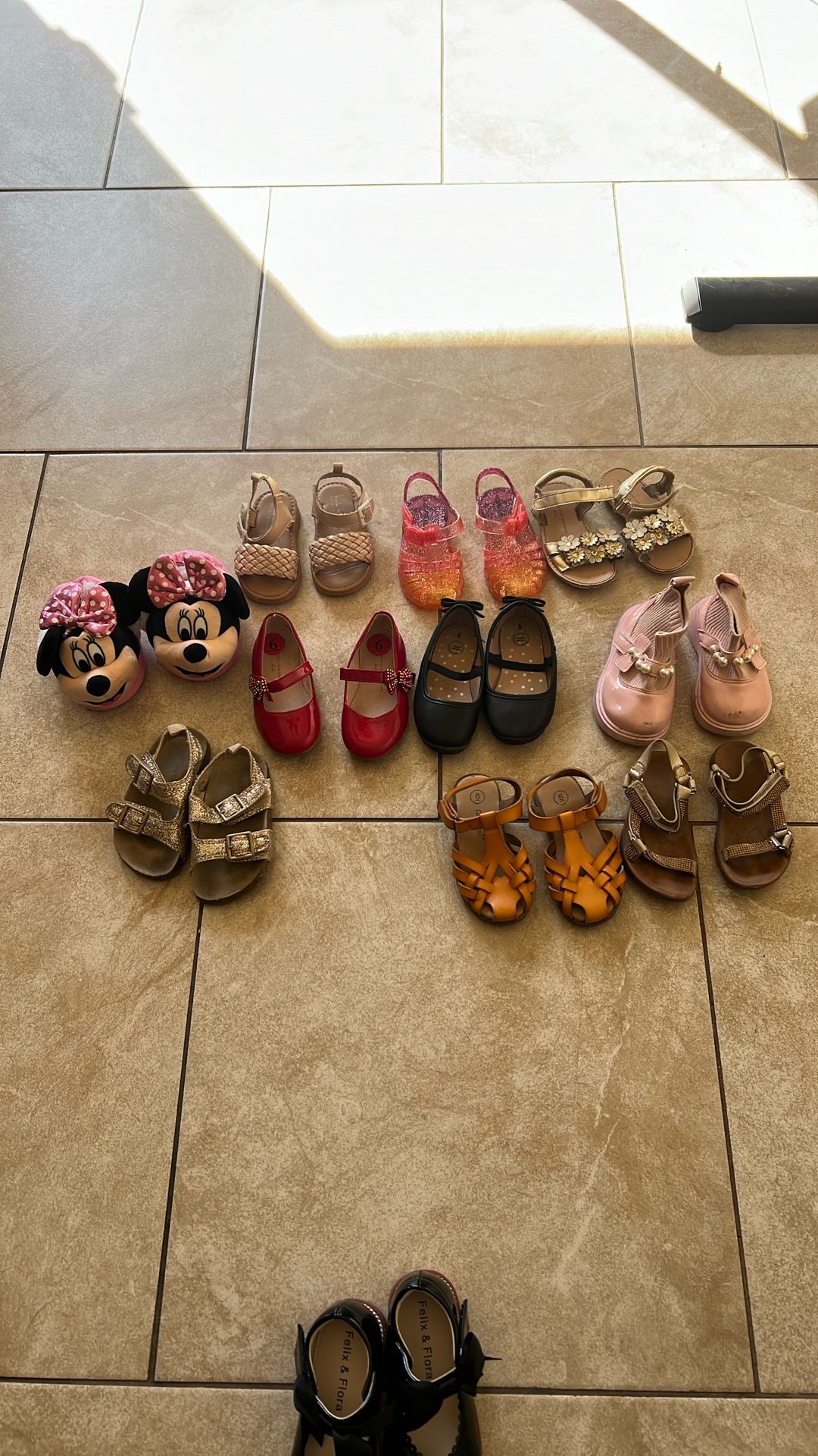 Toddler Shoes Size 6/7