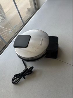 Cuisinart Round Classic Waffle Maker - Used