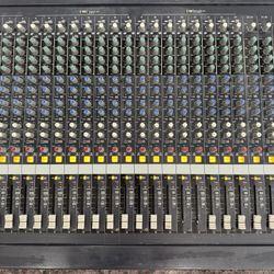 Yamaha MG32/14FX Mixing Console  