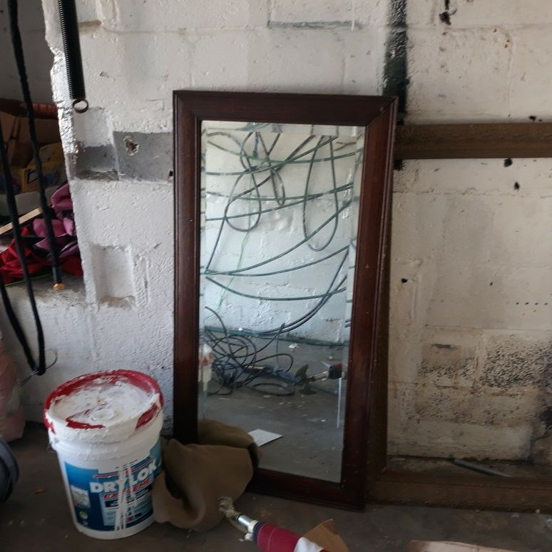 Old Mirrors In Good condition