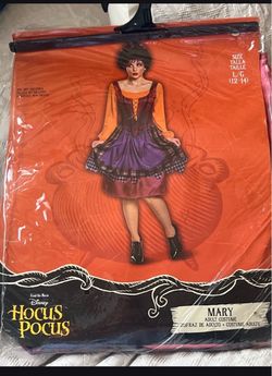 Mary from hocus Pocus