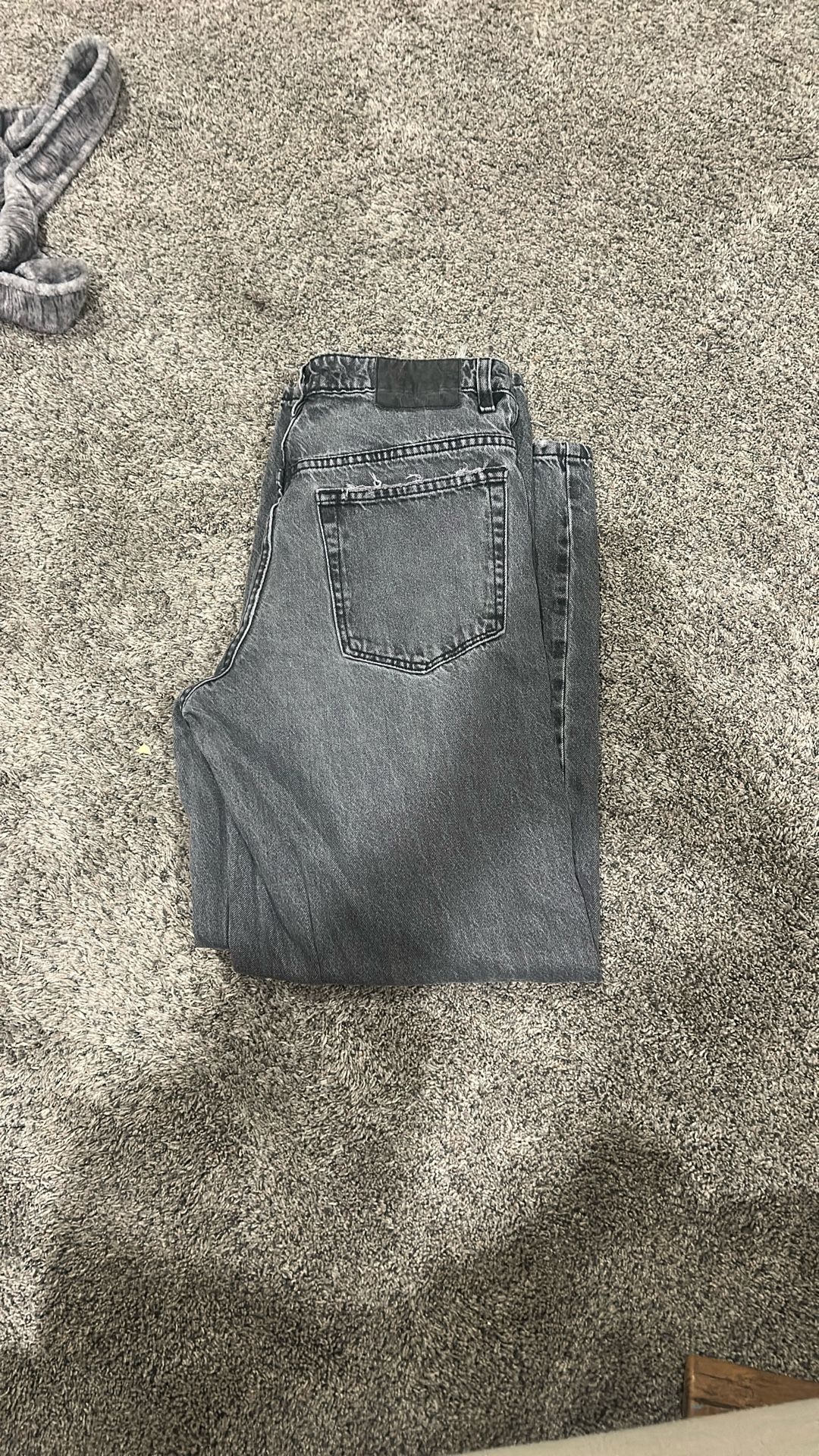 BDG baggy jeans size 28 regular