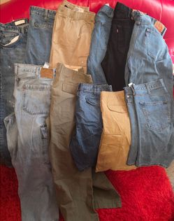 MENS LEVIS LOT