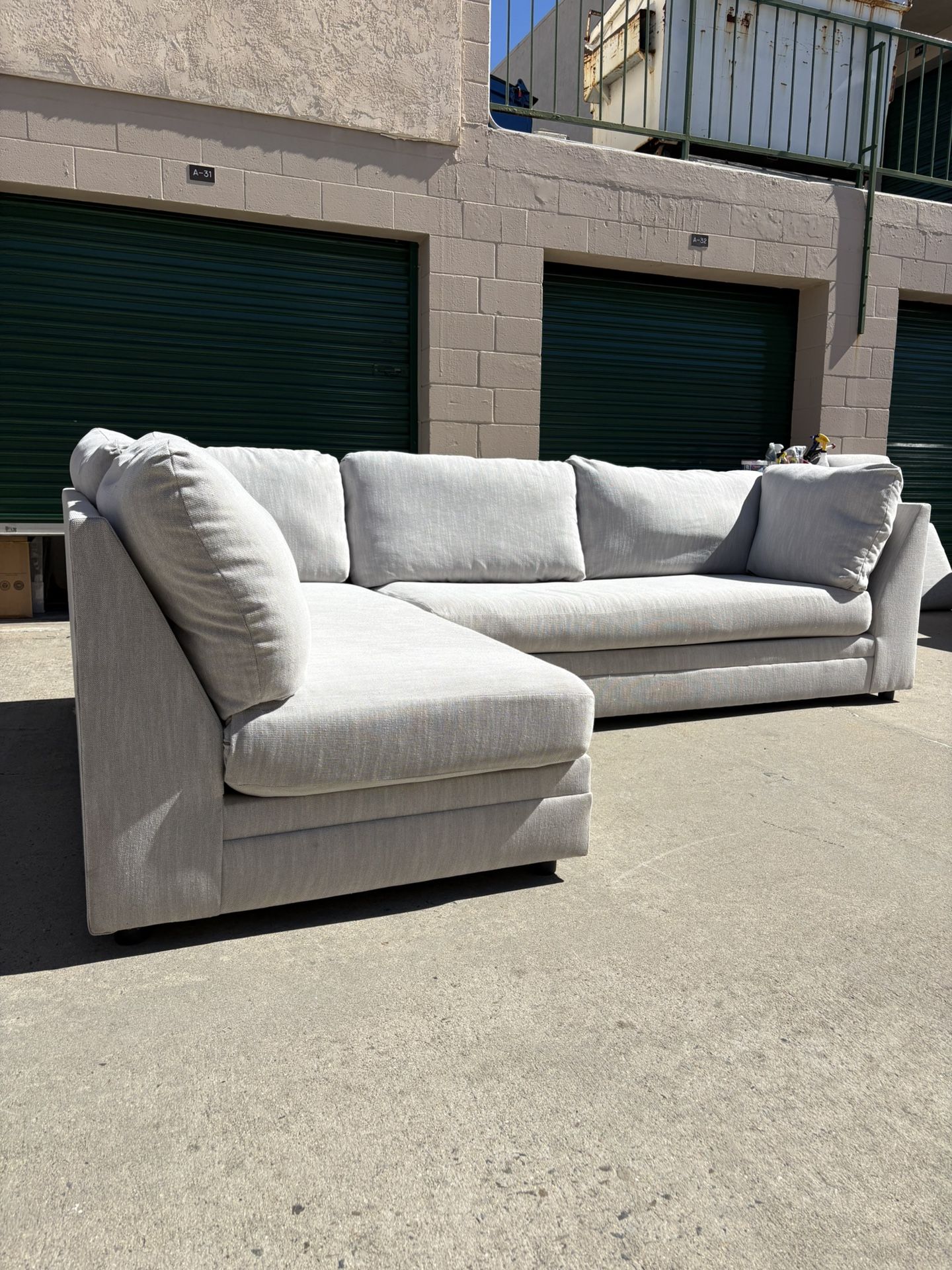 Reversible Sectional Couch 🛻Delivery Available🛻