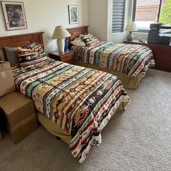 2 - Twinn Bedroom Set