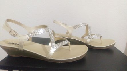 Elegant womens sandlas business casual, very elegant