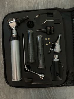 Otoscope + Ophthalmoscope Diagnostic Set - 36 Piece