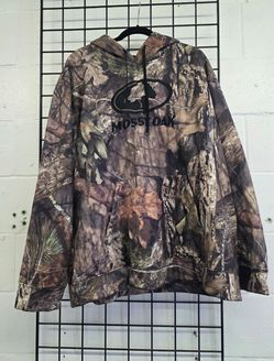 Mens MOSSY OAK hoodie, used but in good condition,   SIZE 2XL ( 50-52 )
