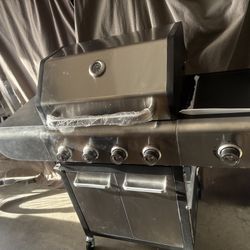 New just built 5-Burner Propane BBQ Grill with Side Burner, Each Main Burner Stainless Steel Outdoor Gas Grill, Lockable Wheels for Backyard & Patio  