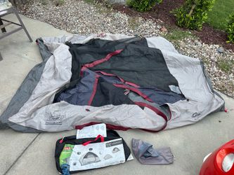 Coleman Tent (missing polls) - 4 person