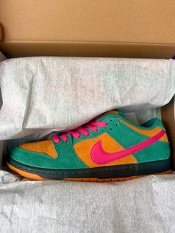 Nike SB Dunk low’ Watermelon - Brand New - size 11