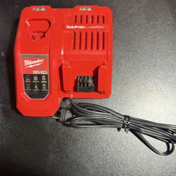 M12 and M18 12-Volt/18-Volt Lithium-lon Multi-Voltage Rapid Battery Charger