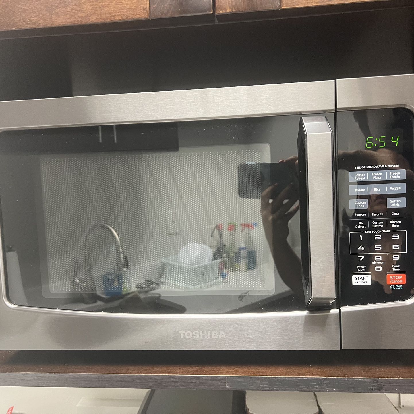 Microwave for Countertop or Shelf - Toshiba