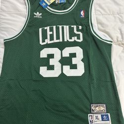 Larry Bird Jersey. 