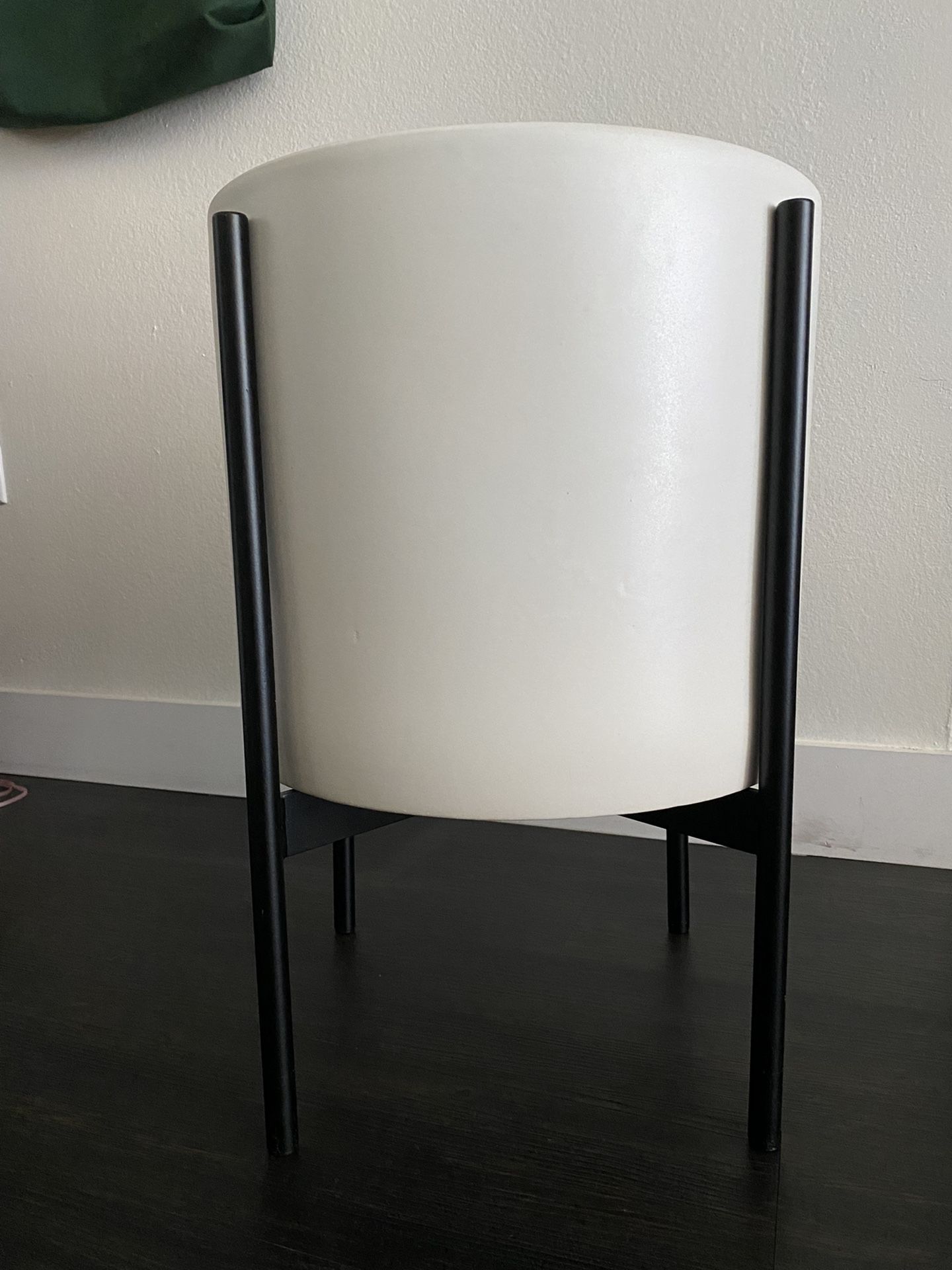 Authentic Modernica Case Study 2014 Ceramic Planter Pot Cylinder w/ Metal Stand
