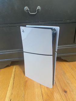 PS5 Slim Bundle