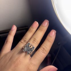 Mariposa Ring Size 7.5 
