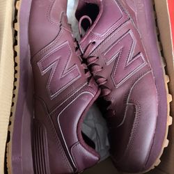 New Balances Size 9 1/2 $60