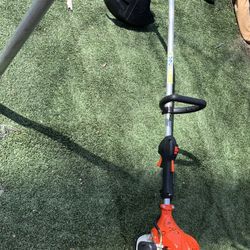 Curved Weedeater Echo