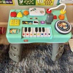 Toddler Dj Table 