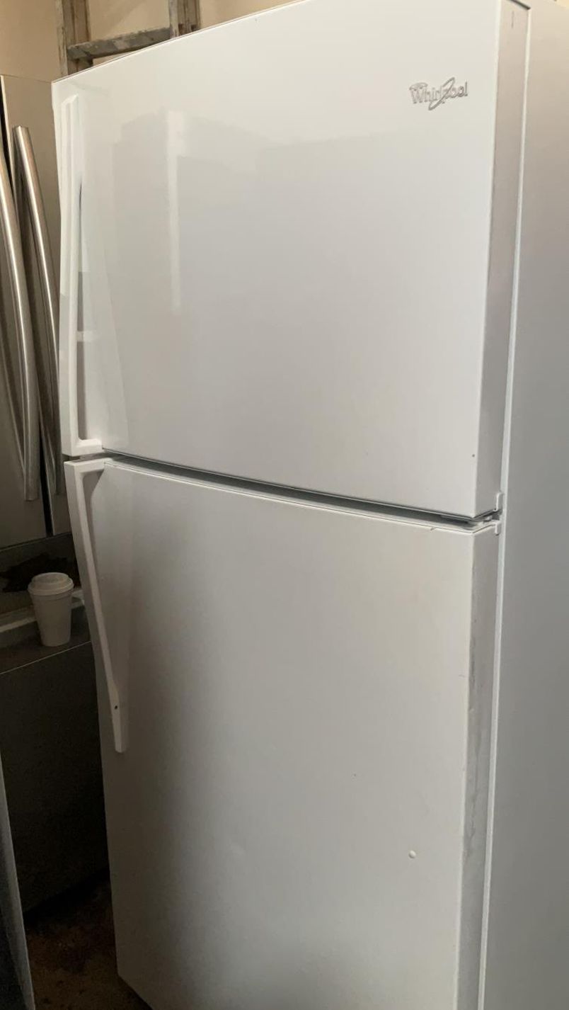 Whirlpool Top Mount White Refrigerator