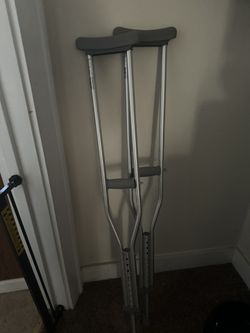 Adult Crutches