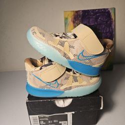 Size 8c - Kids Nike Kyrie's - $50