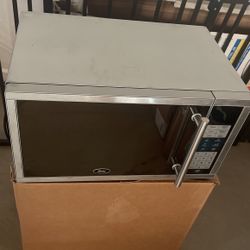 Oaster Microwave 