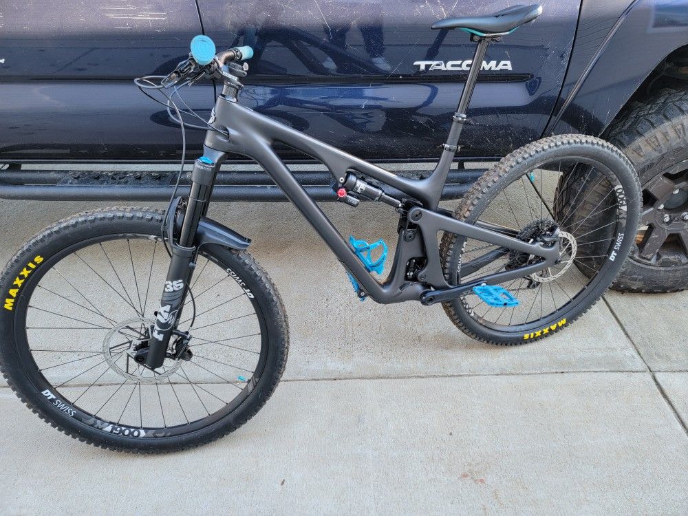 2021 Yeti Sb 130 Carbon C1