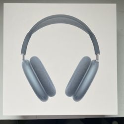 Blue AirPods Max USB-C