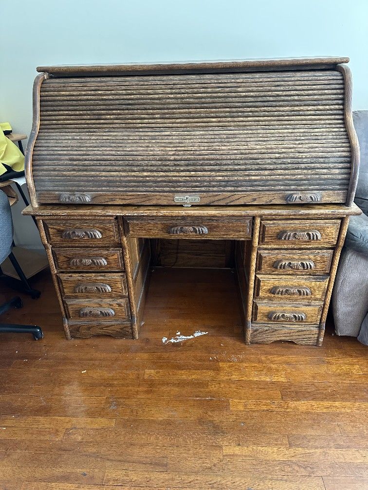 Vintage Van Buren Desk W Key