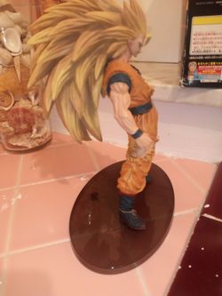 Banpresto Dragon Ball Z 9-Inch Super Saiyan 3 Son Goku Figure, SCulture Big  Budoukai Volume 3