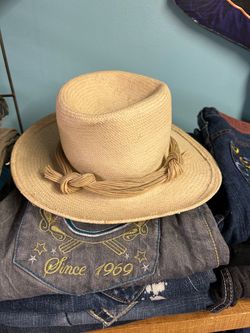 Classic Banana Republic Straw Hat