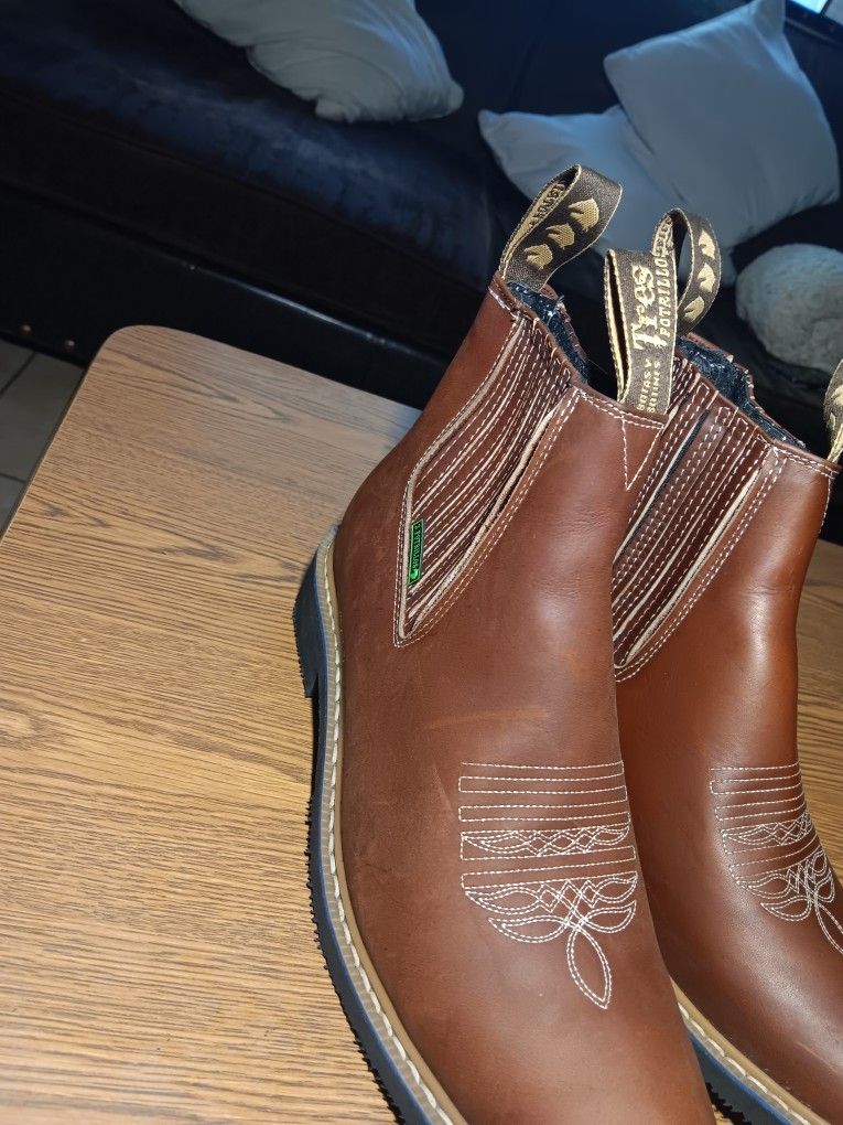 BOOTS Size 7 FOR PARTIES OR DRESSING