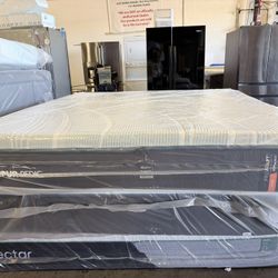 💯King Mattress Tempurpedic ProAdapt Firm 2.0 💯