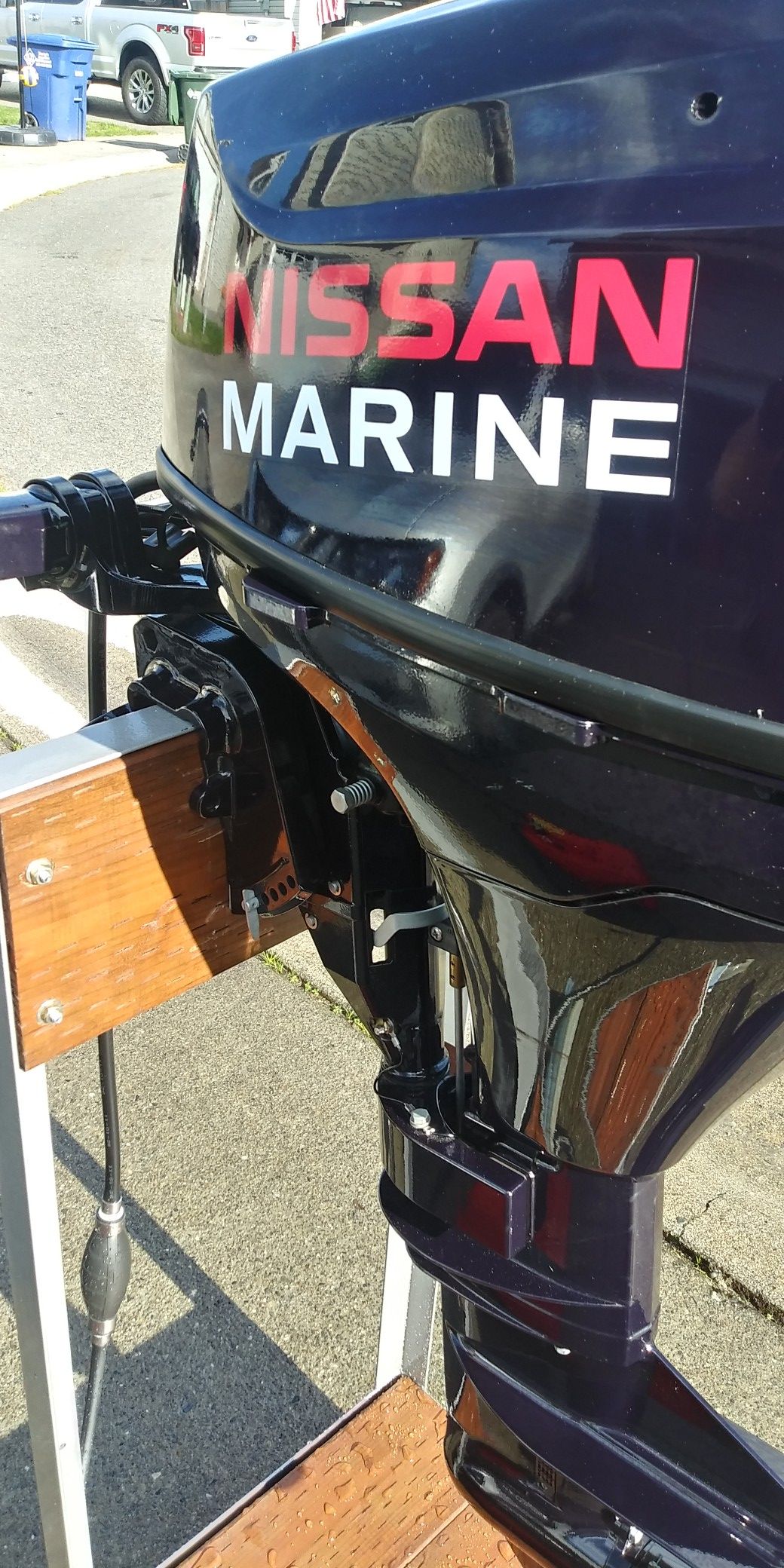 2012 Nissan / Tohatsu 8 hp Outboard - Like New!!