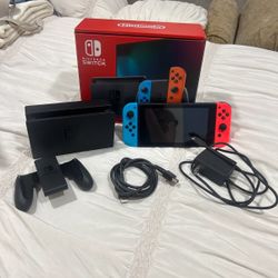 Nintendo Switch 