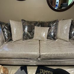 Living Room Furniture Set/China Cabinets/ Two Different Sets of Mirrors‼️