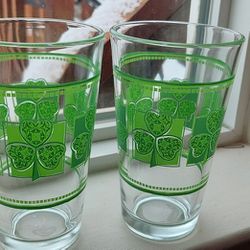 Vintage Libbey Shamrock Irish Tumblers Set of 2 St. Patty Clover Beer Glasses